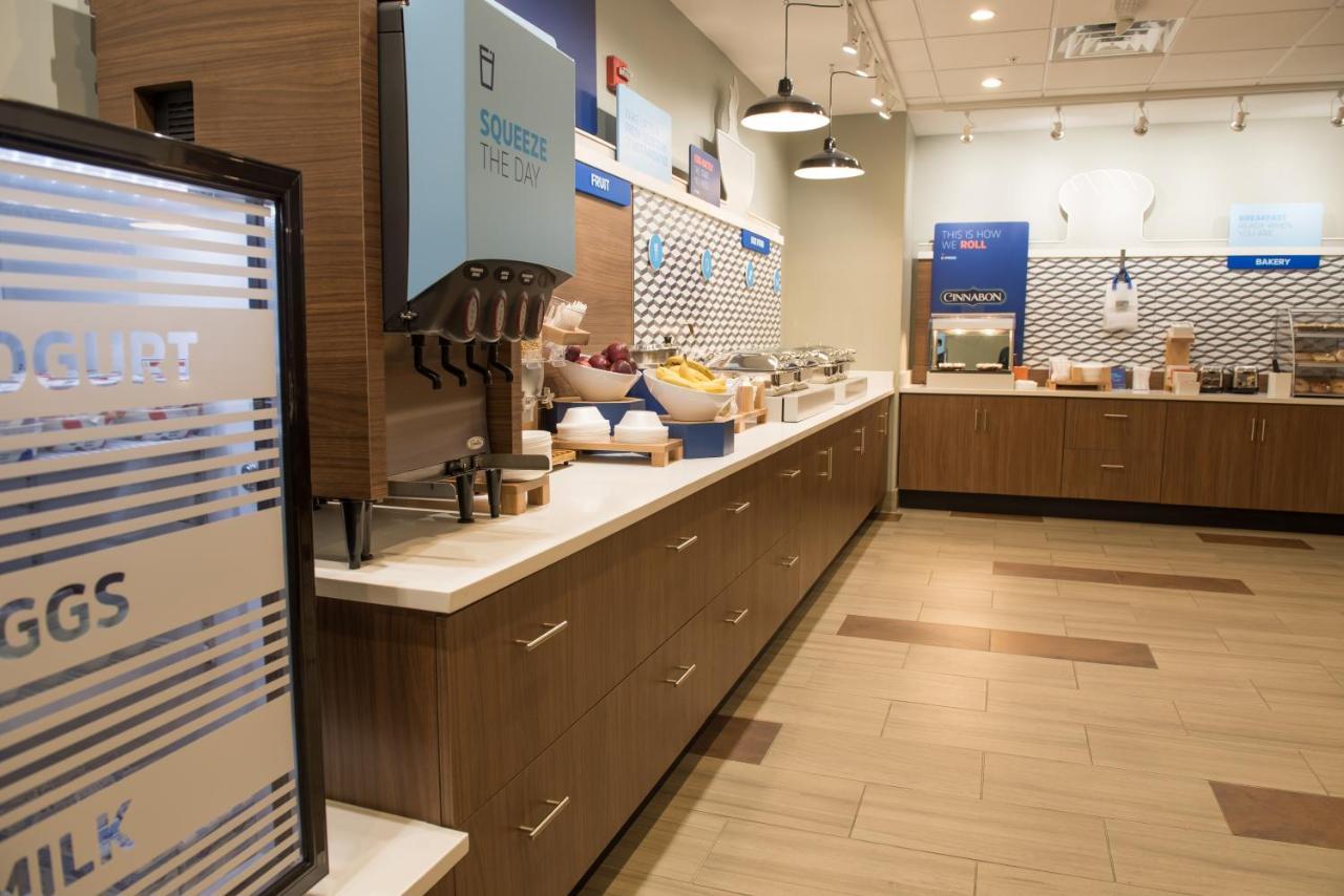 Holiday Inn Express & Suites - Dayton Southwest By Ihg Εξωτερικό φωτογραφία