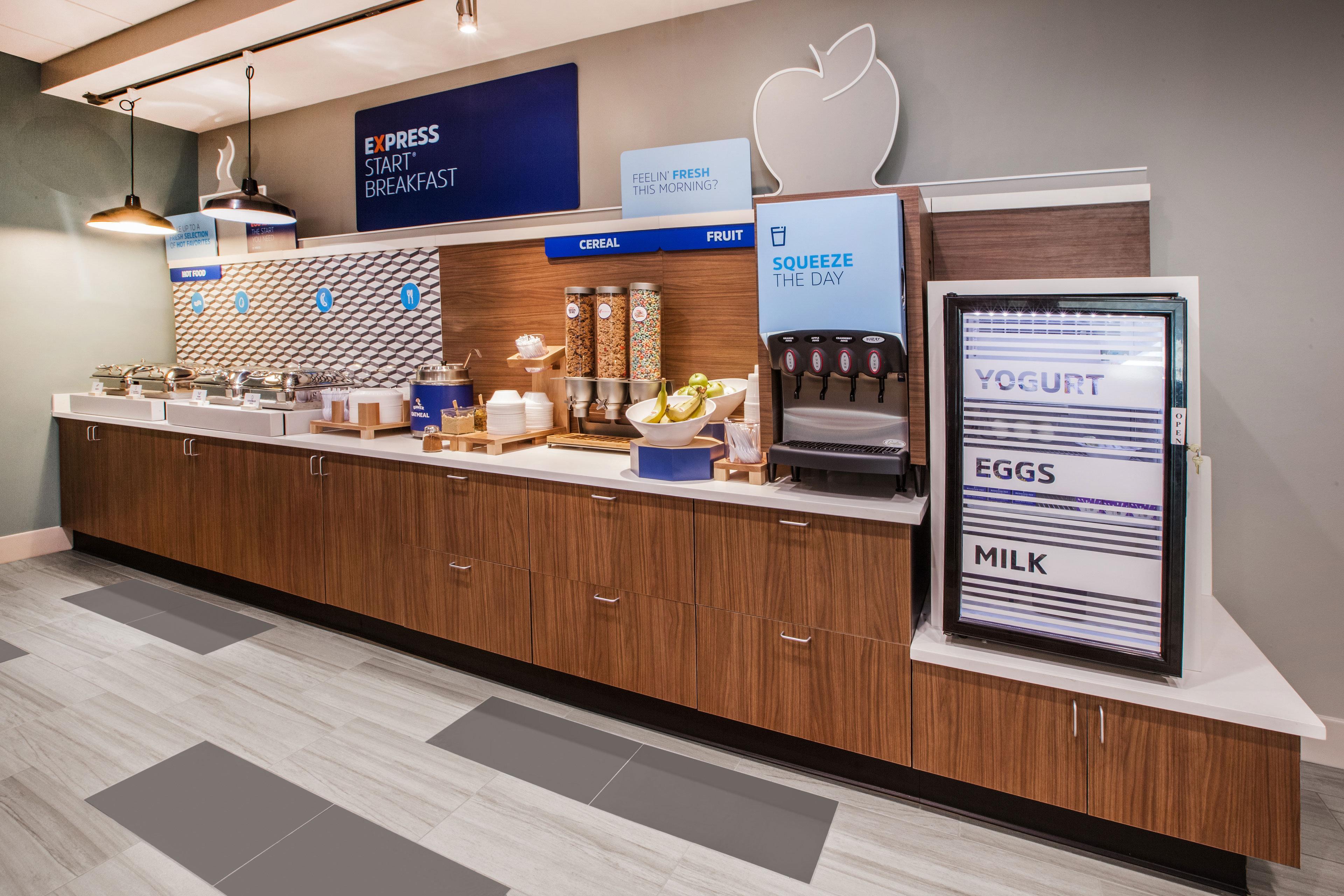 Holiday Inn Express & Suites - Dayton Southwest By Ihg Εξωτερικό φωτογραφία