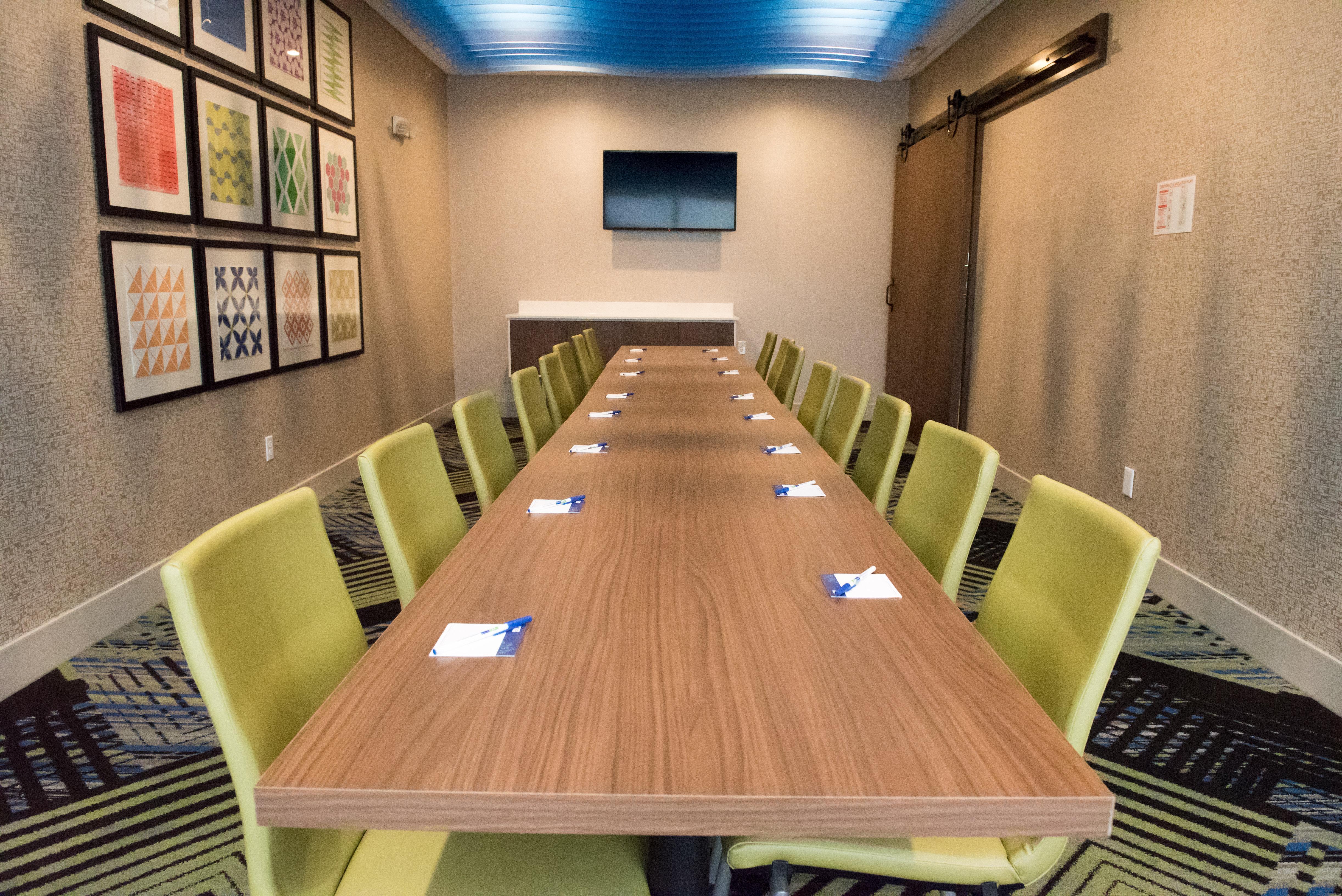 Holiday Inn Express & Suites - Dayton Southwest By Ihg Εξωτερικό φωτογραφία